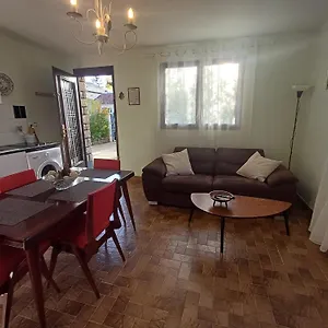 Appartement Bel F2-5 Mn Aeroport D'orly, Paray-Vieille-Poste