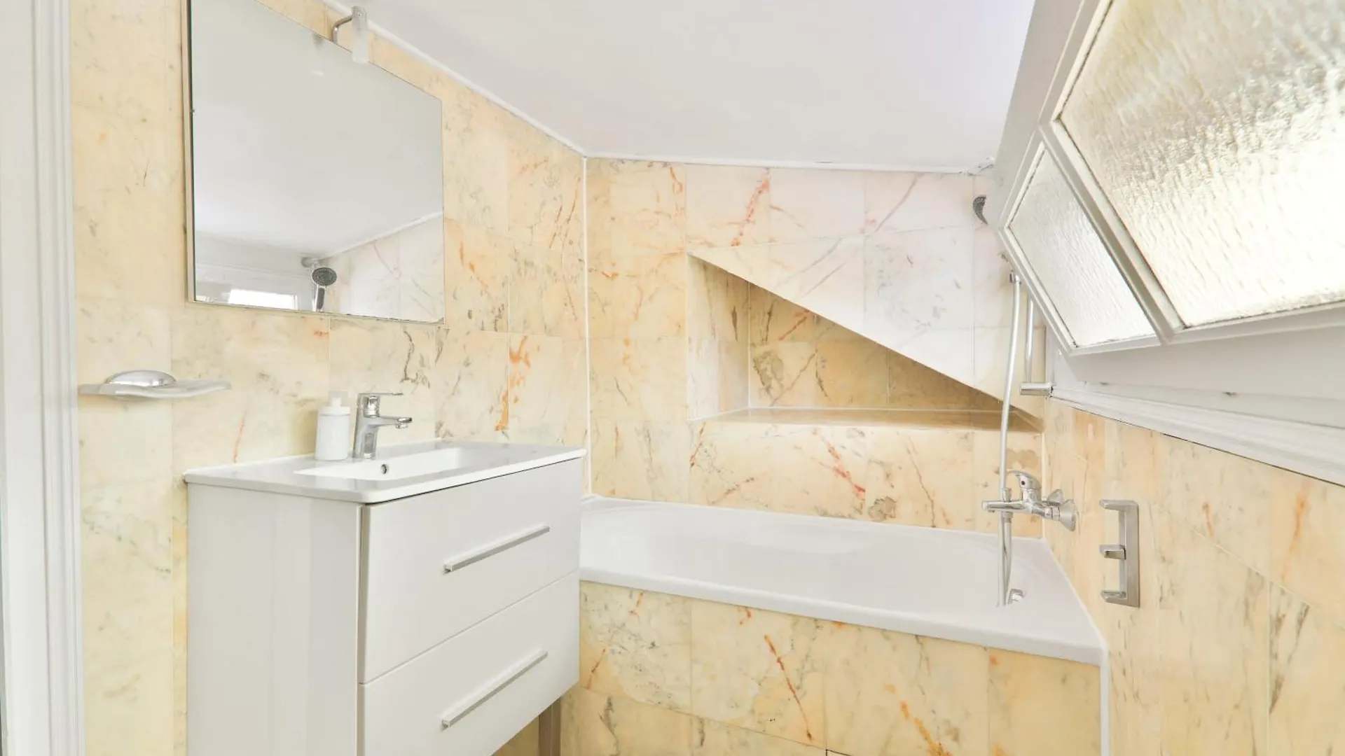 Apartment Appartement Quartier Place De La Bastille Free Netflix Paris France